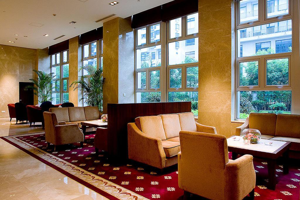 Ramada Plaza Shanghai Gateway מראה חיצוני תמונה